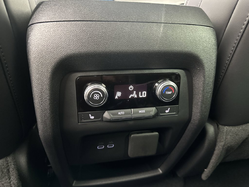 New 2027 GMC Acadia Denali w/ LPO, Black Badging Package AWD/4WD image 24