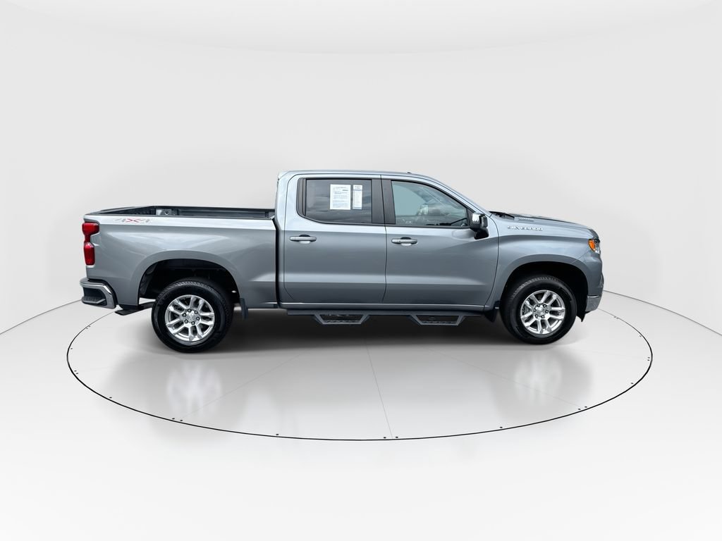 Used 2024 Chevrolet Silverado 1500 LT w/ Safety Package AWD/4WD image 9