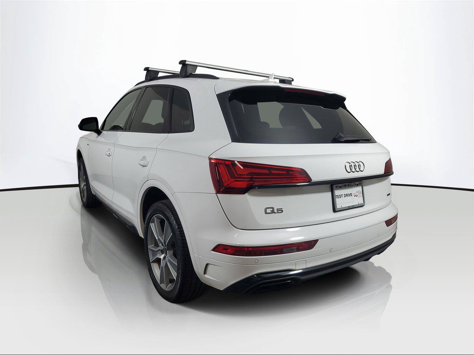 Used 2025 Audi Q5 2.0T Premium AWD/4WD image 4