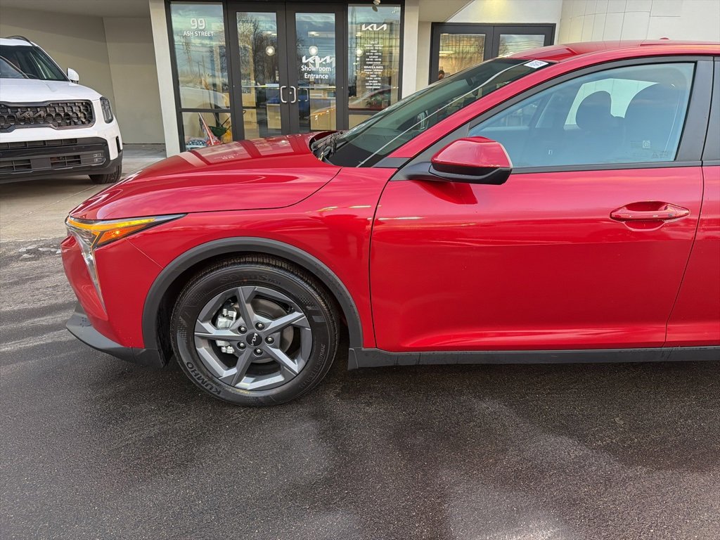 New 2025 Kia K4 LXS image 11