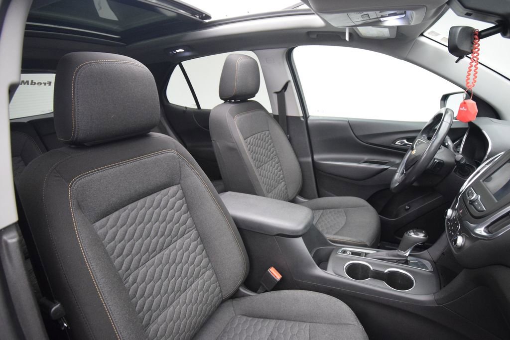 Used 2021 Chevrolet Equinox LT FWD image 18