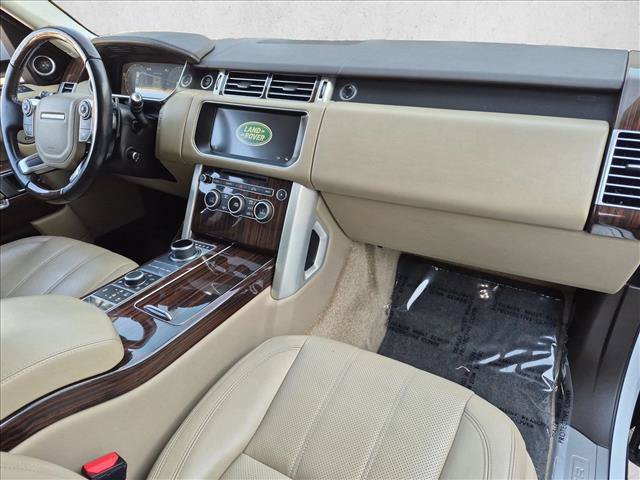 Used 2017 Land Rover Range Rover HSE AWD/4WD image 22