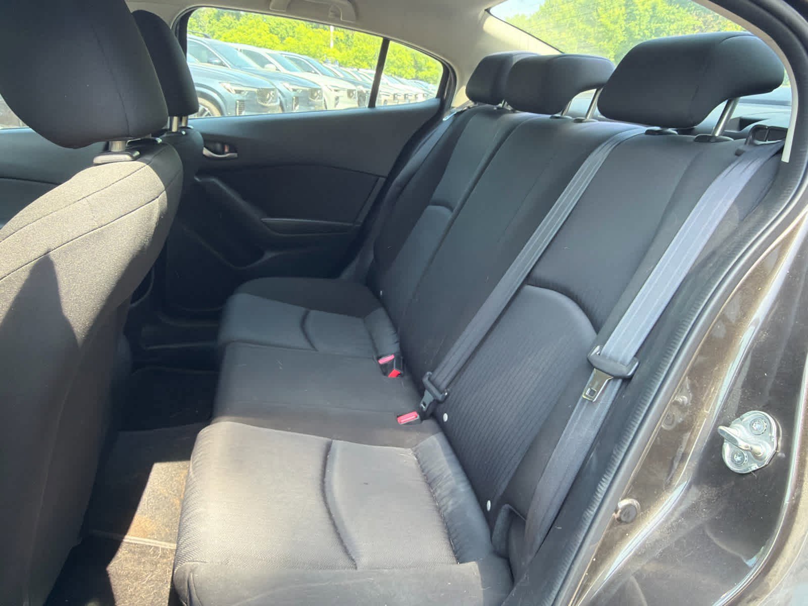 Used 2014 MAZDA MAZDA3 i Sport FWD image 22