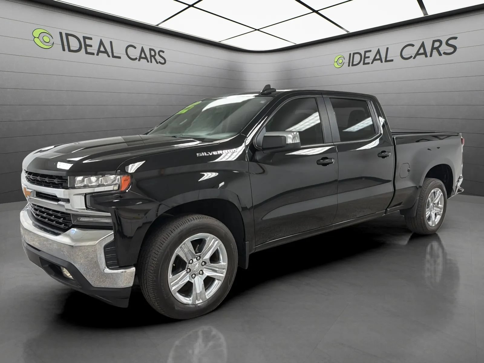 Used 2022 Chevrolet Silverado 1500 LT RWD image 1