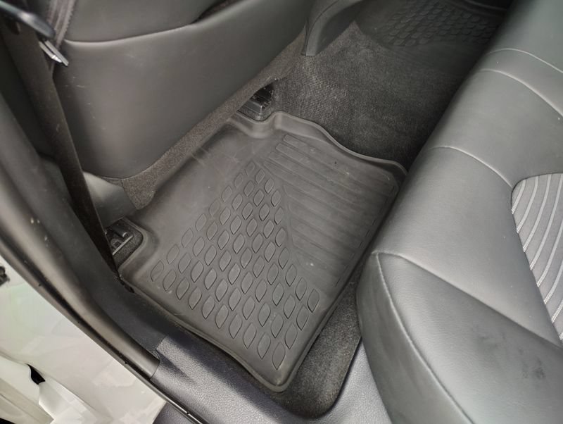 Used 2024 Toyota Camry SE FWD image 18