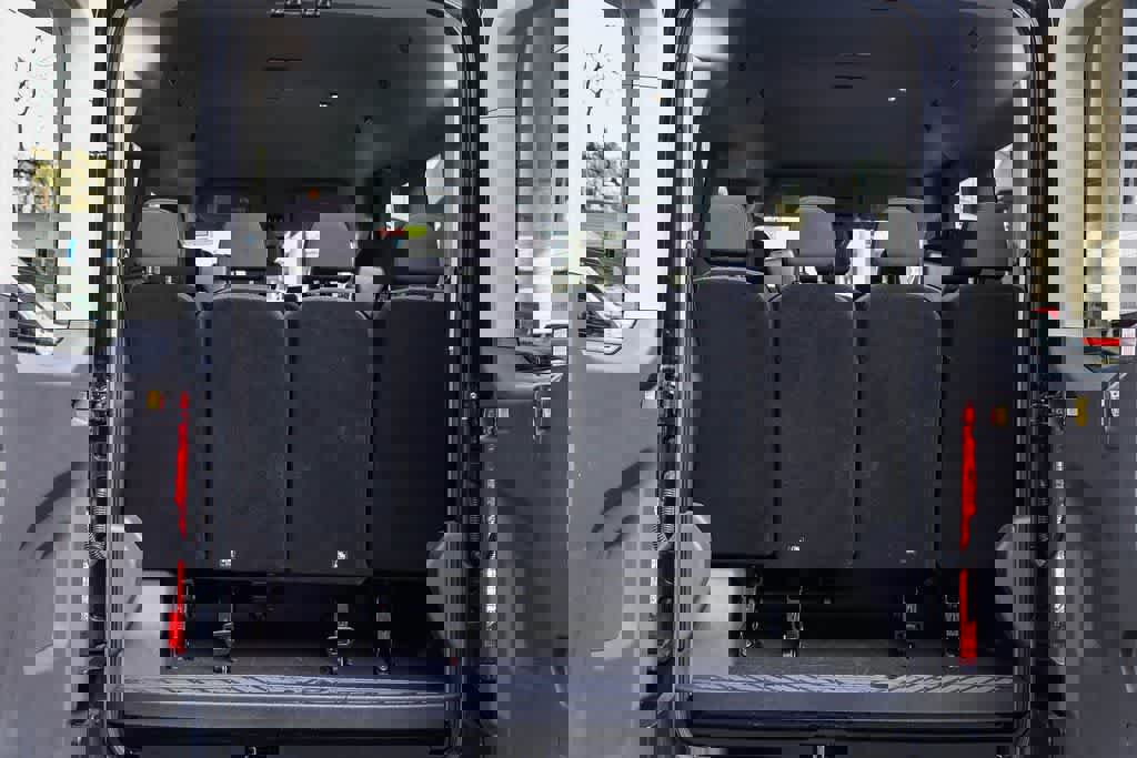 Used 2024 Ford Transit 350 XLT image 26