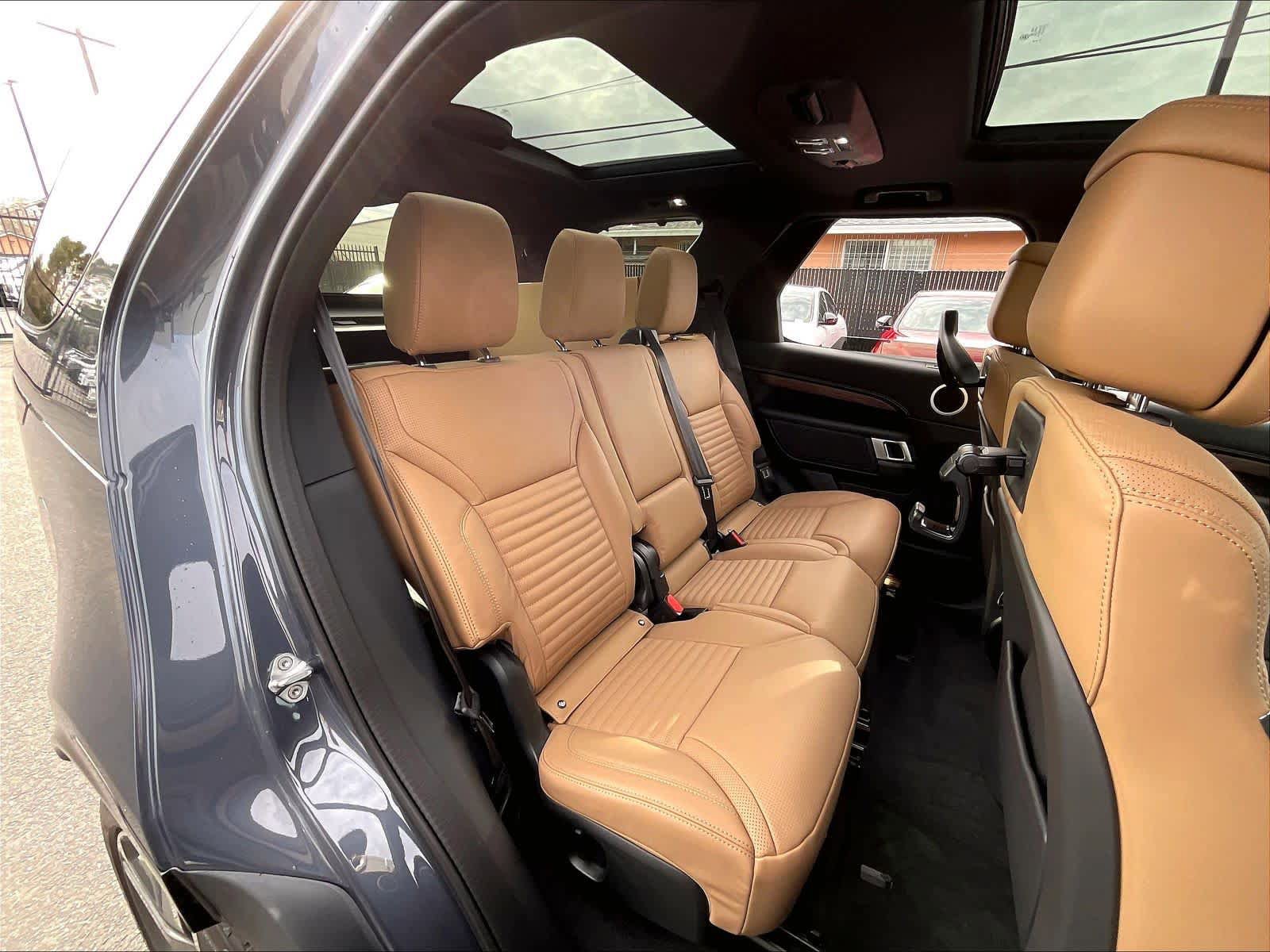 New 2026 Land Rover Discovery Dynamic SE AWD/4WD image 27
