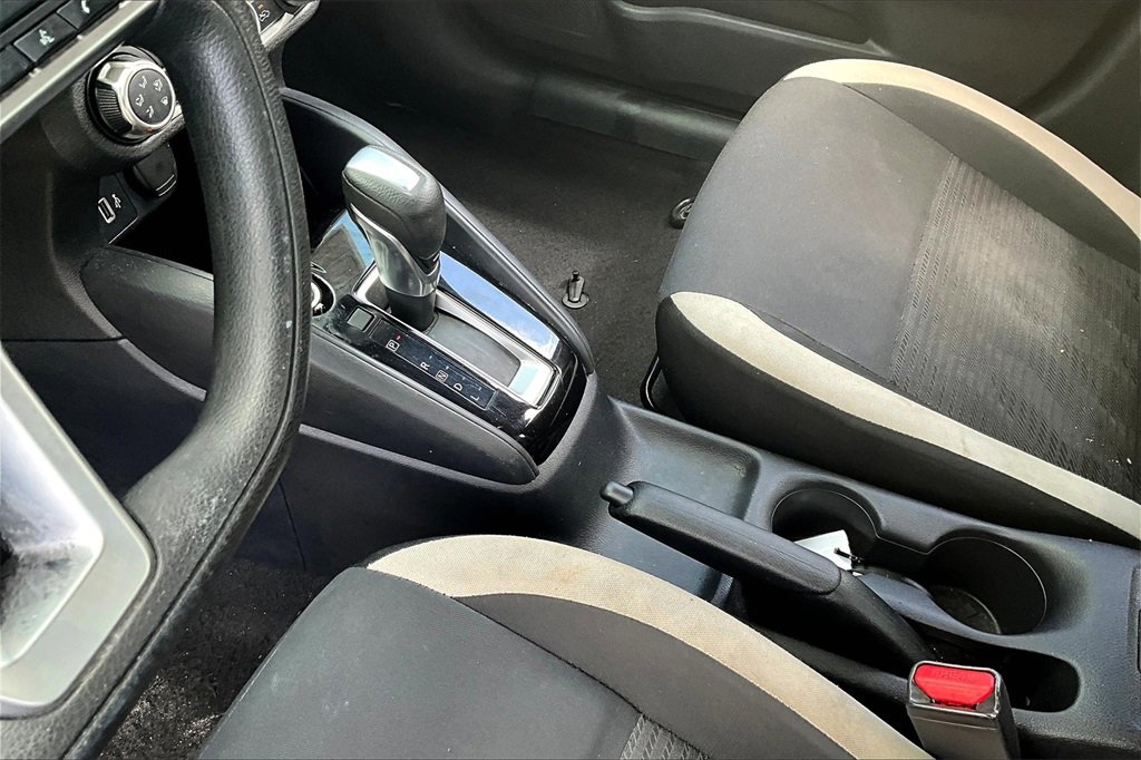 Used 2021 Nissan Versa SV image 14