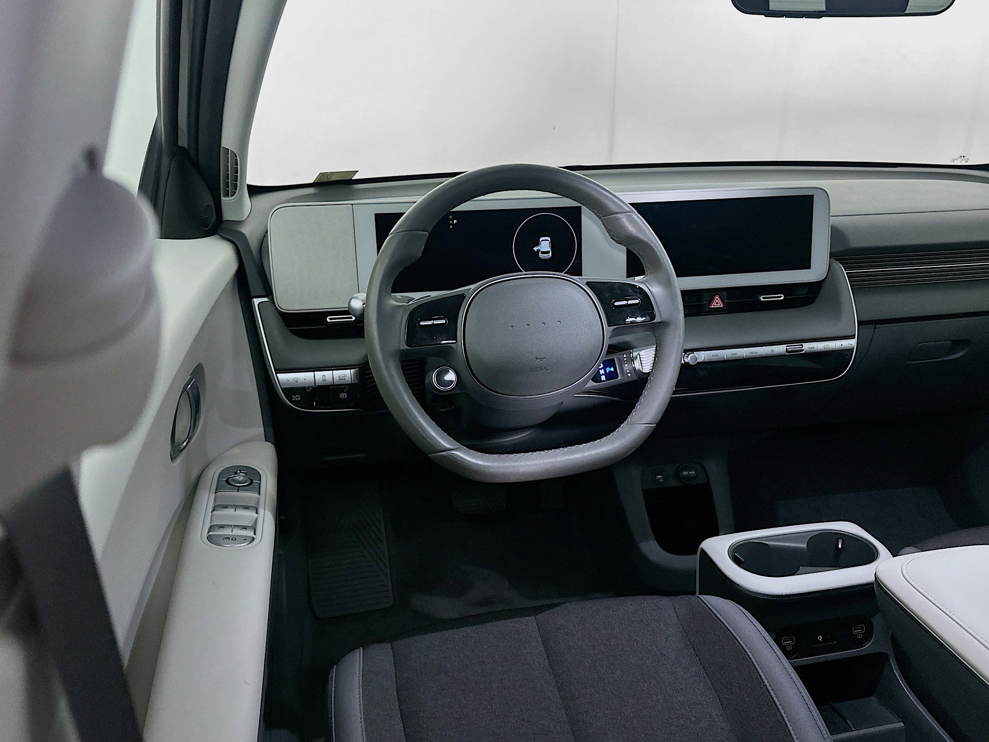 Used 2024 Hyundai Ioniq 5 SEL image 18