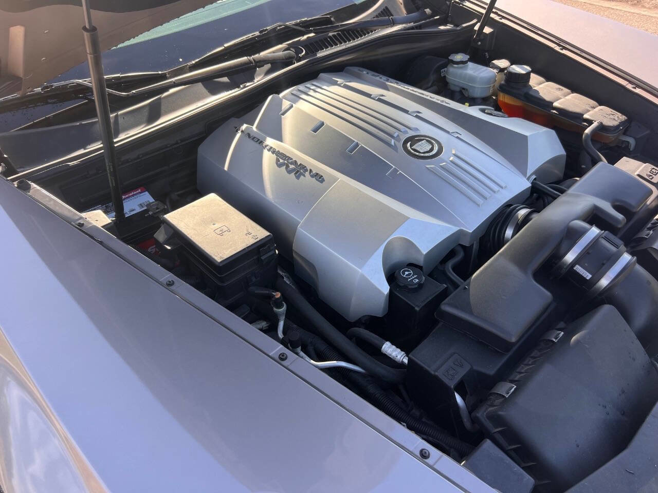 Used 2005 Cadillac XLR image 22