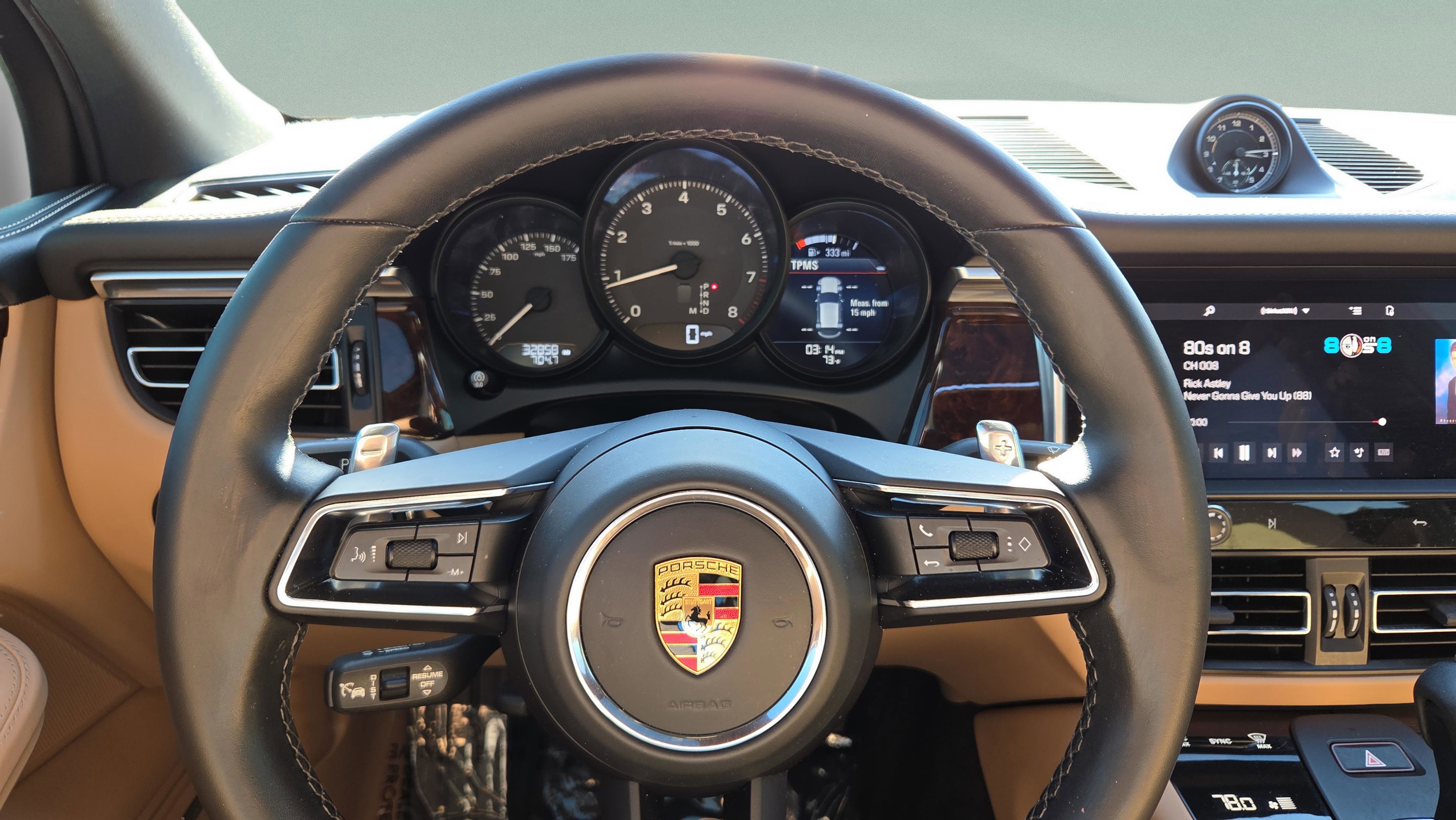 Used 2022 Porsche Macan image 14