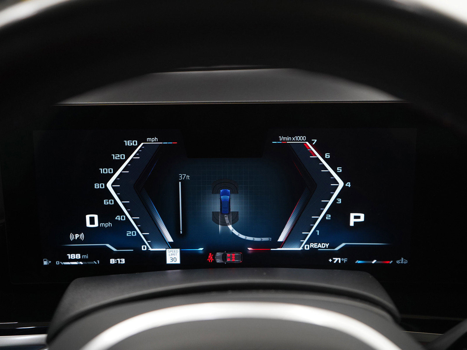 Used 2024 BMW X7 M60i w/ Climate Comfort Package image 27