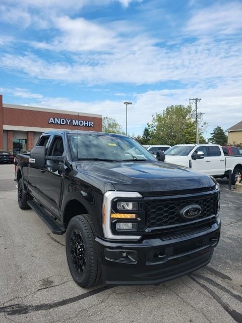 New 2026 Ford F350 XLT image 1