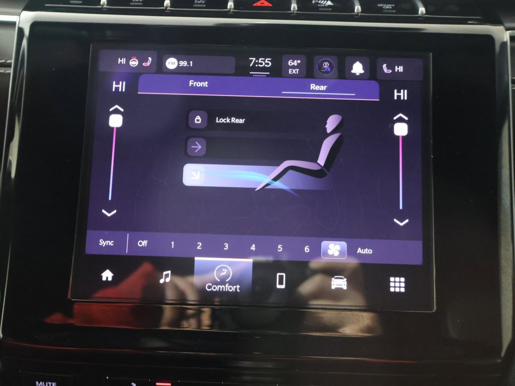 Used 2024 Jeep Grand Cherokee L Altitude image 50