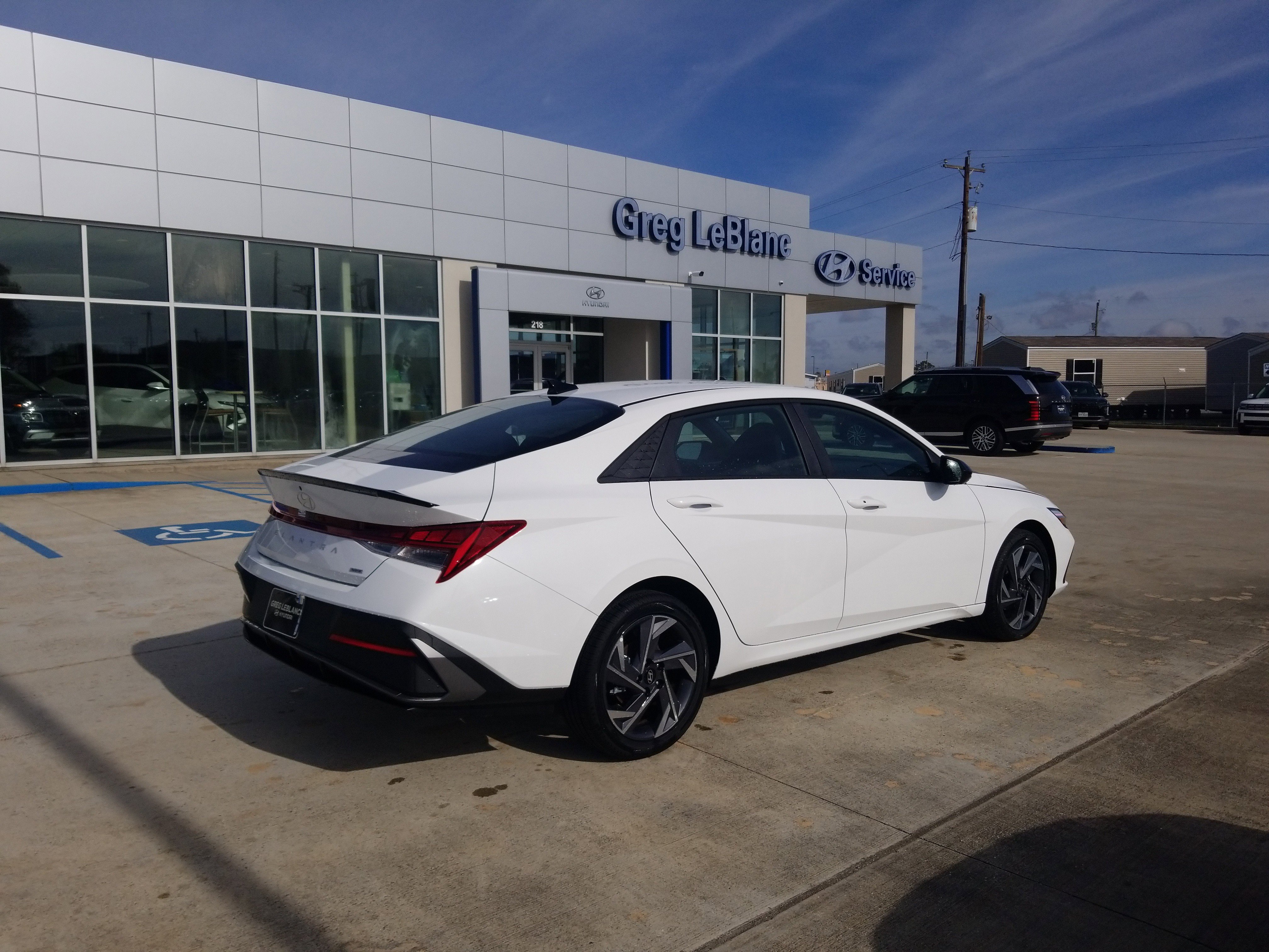 New 2025 Hyundai Elantra SEL image 7