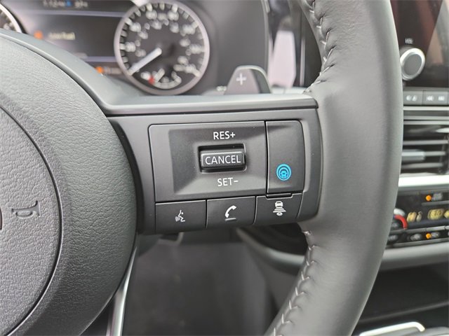 New 2025 Nissan Pathfinder SV w/ Black Appearance Package image 19