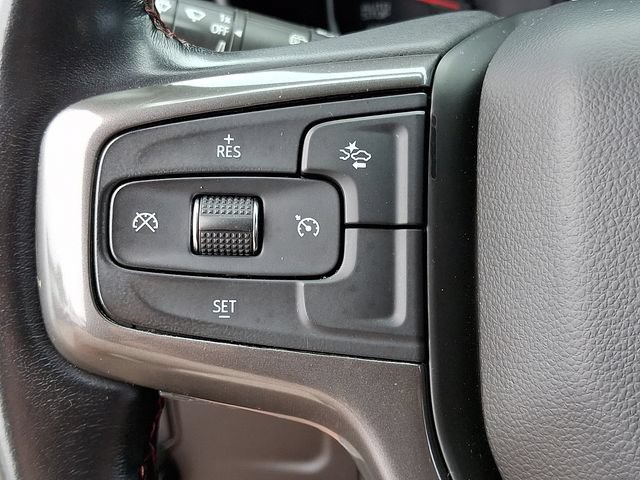 Used 2021 Chevrolet Suburban RST AWD/4WD image 22
