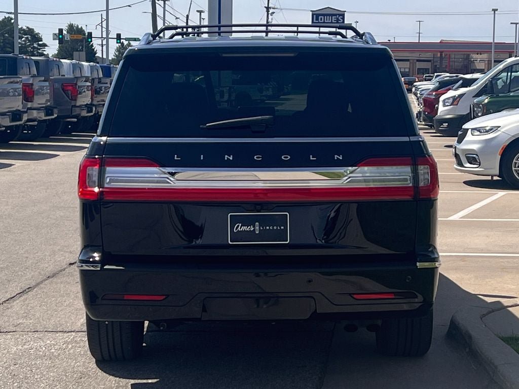Used 2021 Lincoln Navigator L Reserve AWD/4WD image 5