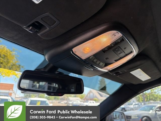 Used 2015 Jeep Grand Cherokee Summit AWD/4WD image 18