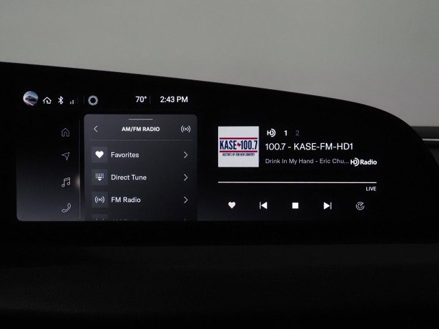 Used 2025 Lucid Air Touring image 57