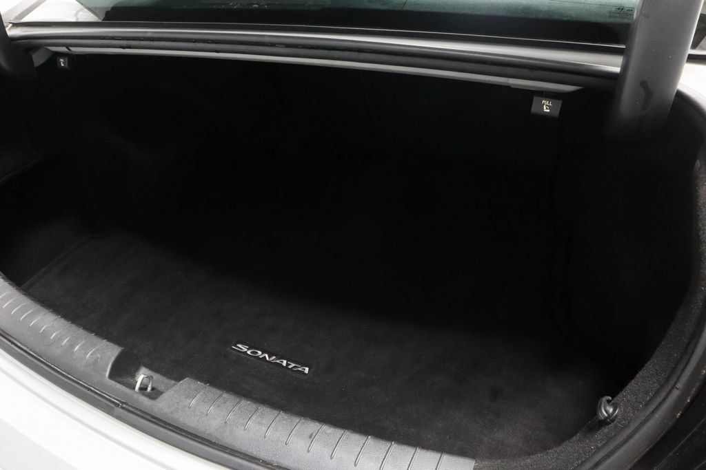 Used 2017 Hyundai Sonata Limited FWD image 13