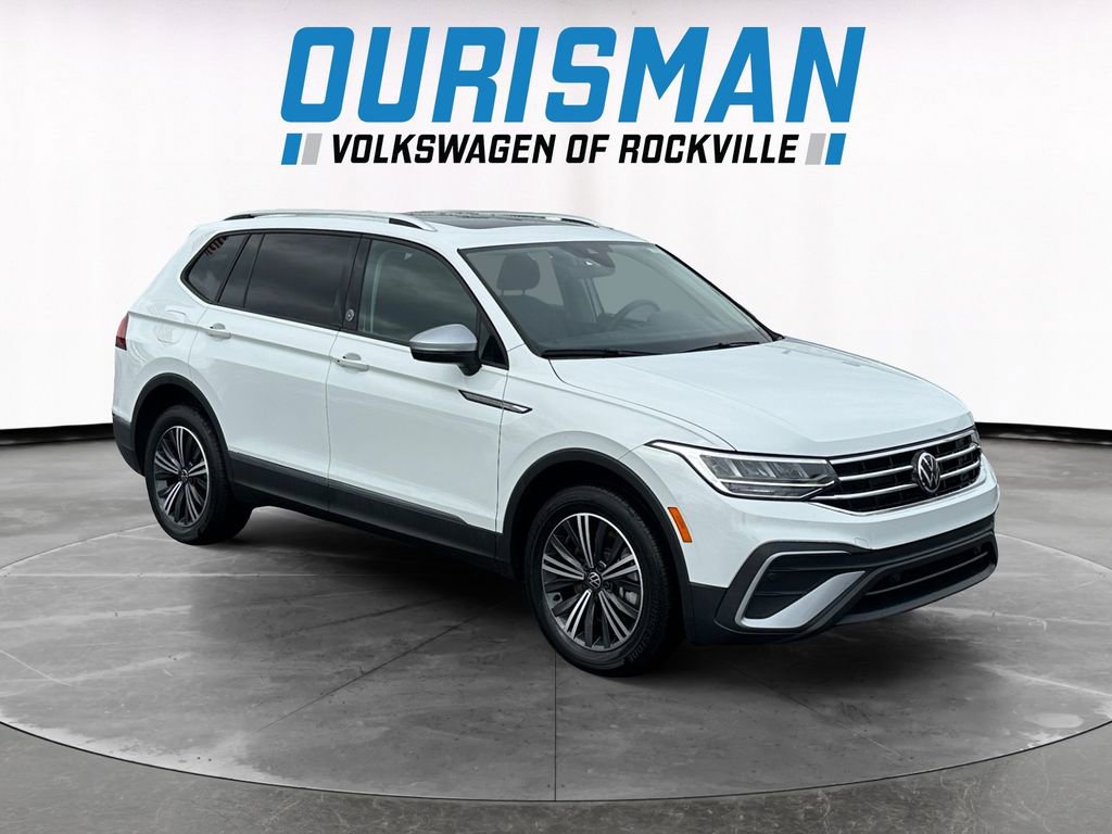 Used 2024 Volkswagen Tiguan Wolfsburg Edition image 1