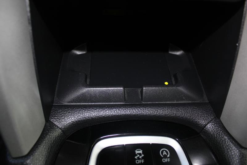 Used 2024 Toyota Corolla Cross XLE w/ Convenience Package image 34