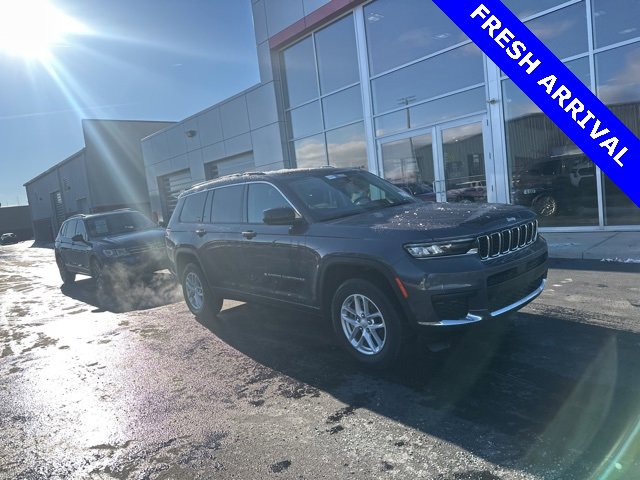Used 2024 Jeep Grand Cherokee L Laredo w/ Luxury Tech Group I image 42