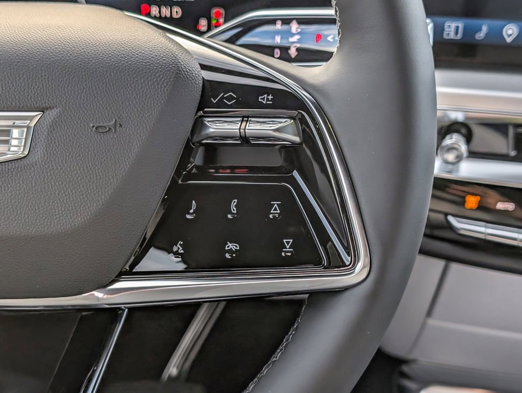 New 2026 Cadillac Lyriq Premium Luxury AWD/4WD image 23