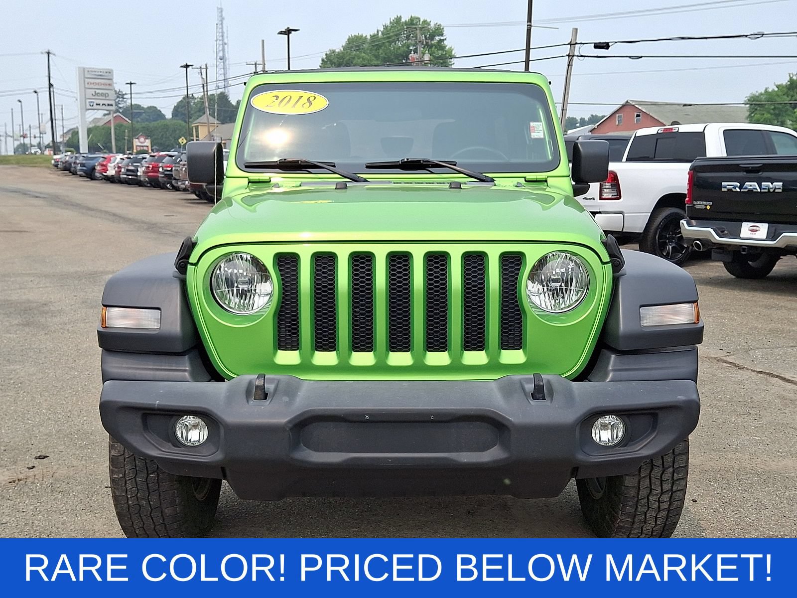 Used 2018 Jeep Wrangler Unlimited Sport S AWD/4WD image 2