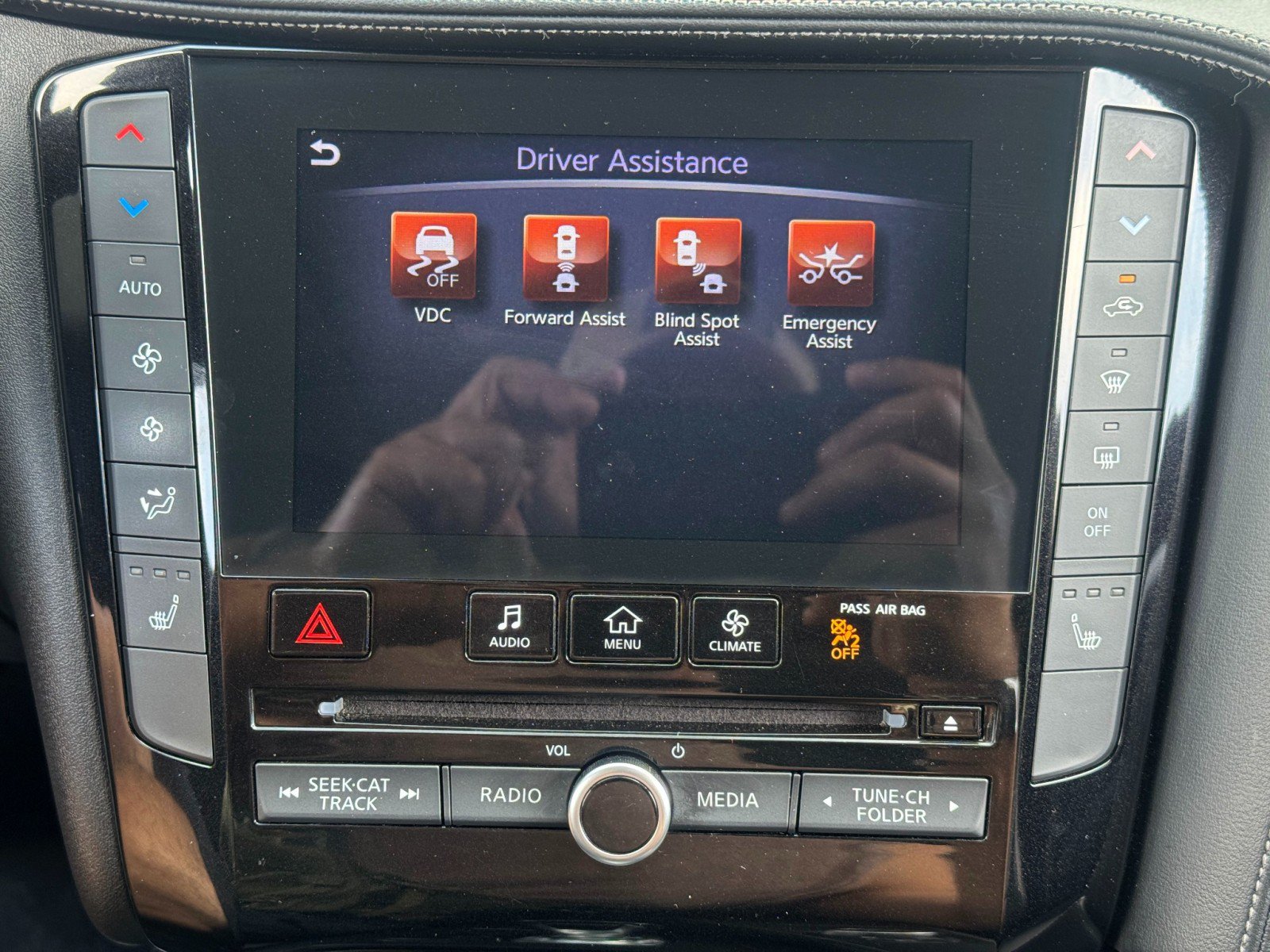 Used 2019 INFINITI QX50 Essential w/ Premium Heat Package FWD image 30