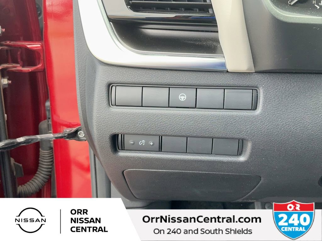 Used 2021 Nissan Rogue SV image 18