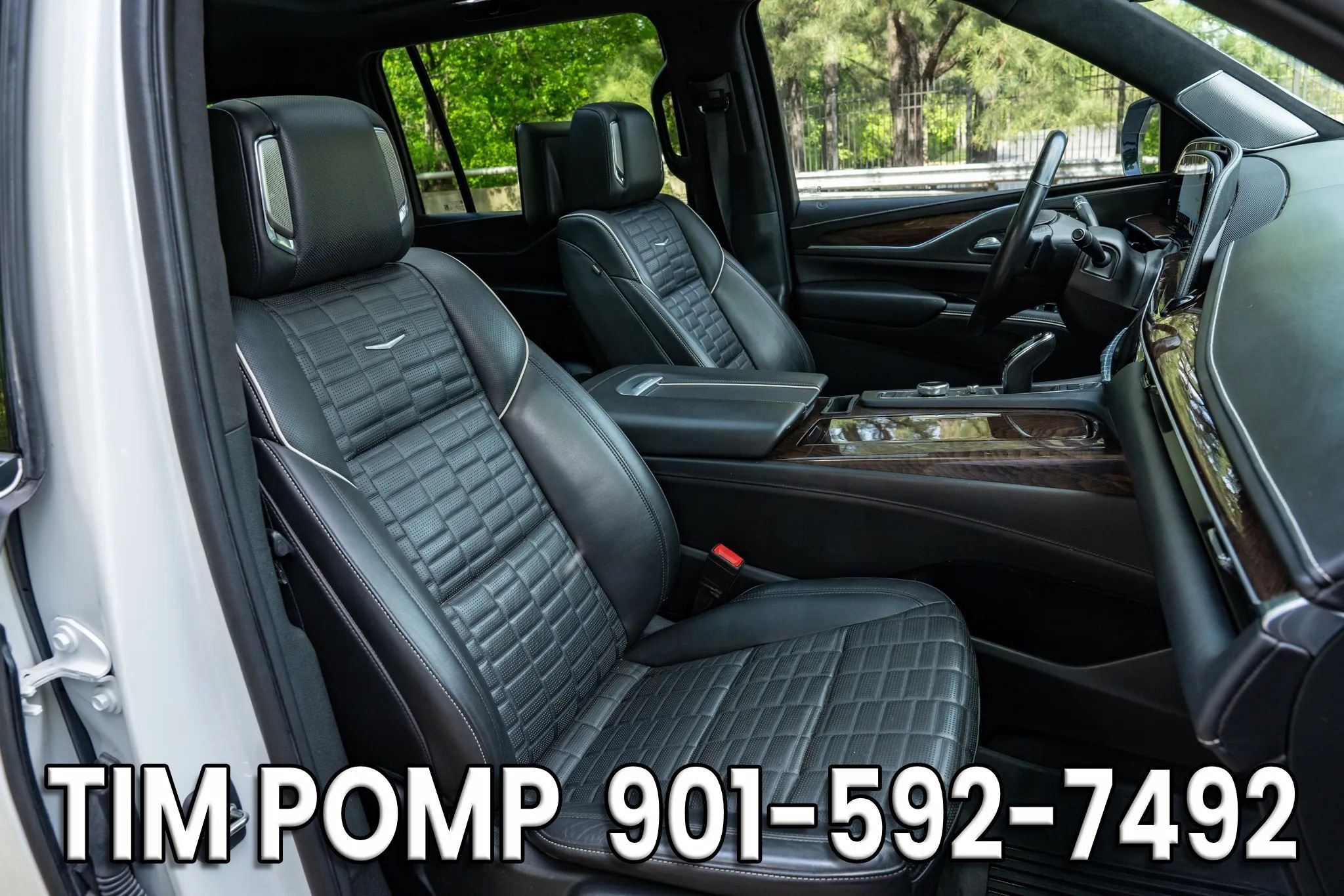 Used 2023 Cadillac Escalade ESV Sport Platinum w/ Heavy-Duty Trailer Package AWD/4WD image 18