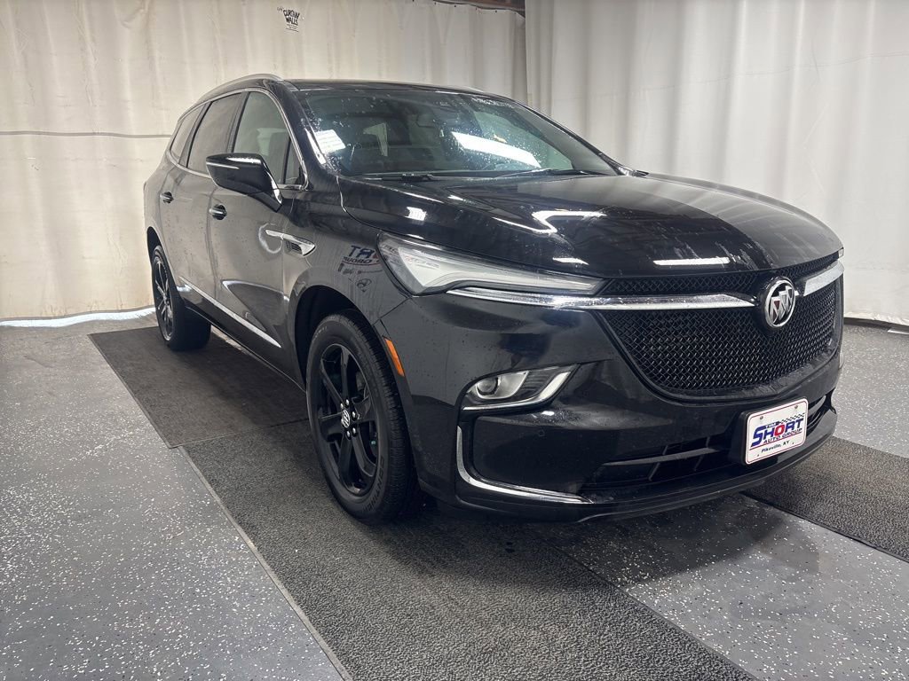 Used 2024 Buick Enclave Essence w/ Sport Touring Edition image 3