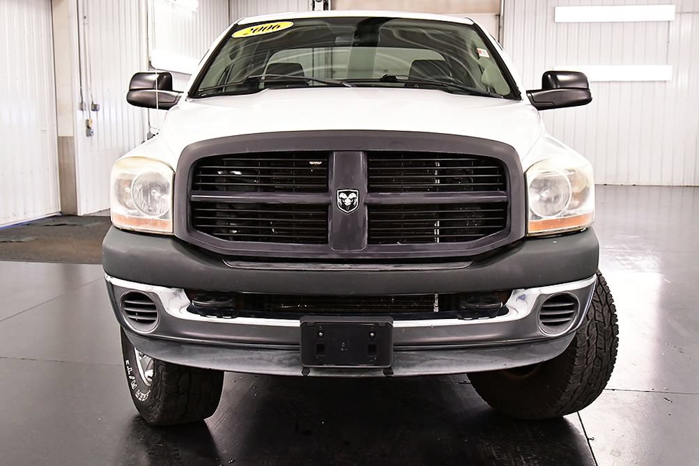Used 2006 Dodge Ram 2500 Truck ST w/ Trailer Tow Group AWD/4WD image 2