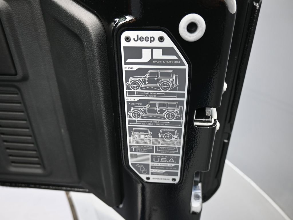 New 2026 Jeep Wrangler Sahara image 36