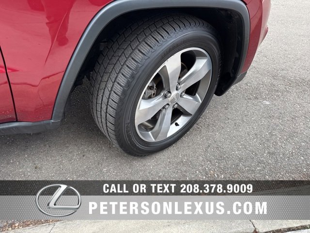 Used 2014 Jeep Grand Cherokee Limited w/ Trailer Tow Group IV image 10