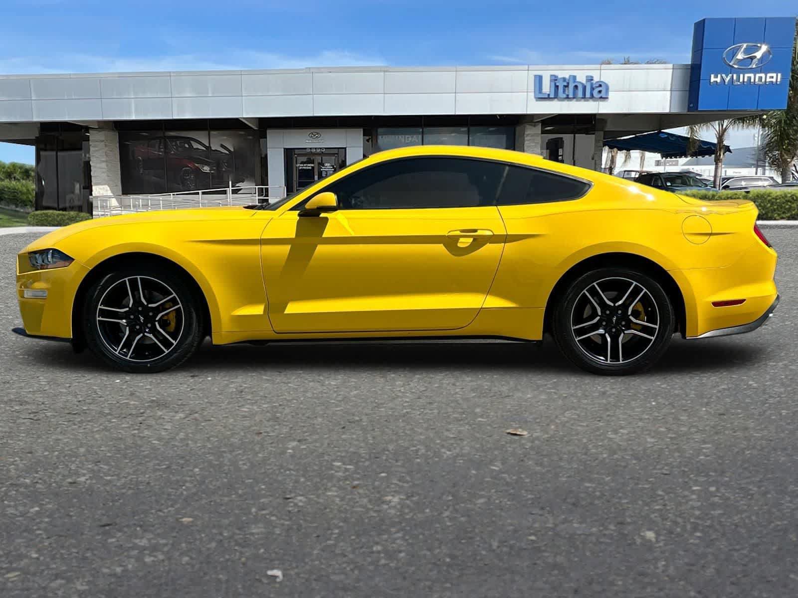 Used 2018 Ford Mustang Premium w/ Equipment Group 201A RWD image 6