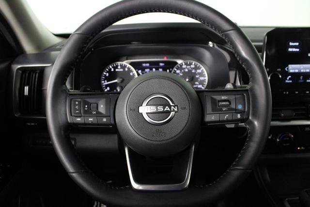 Certified 2023 Nissan Pathfinder SL w/ Black Appearance Package FWD image 10