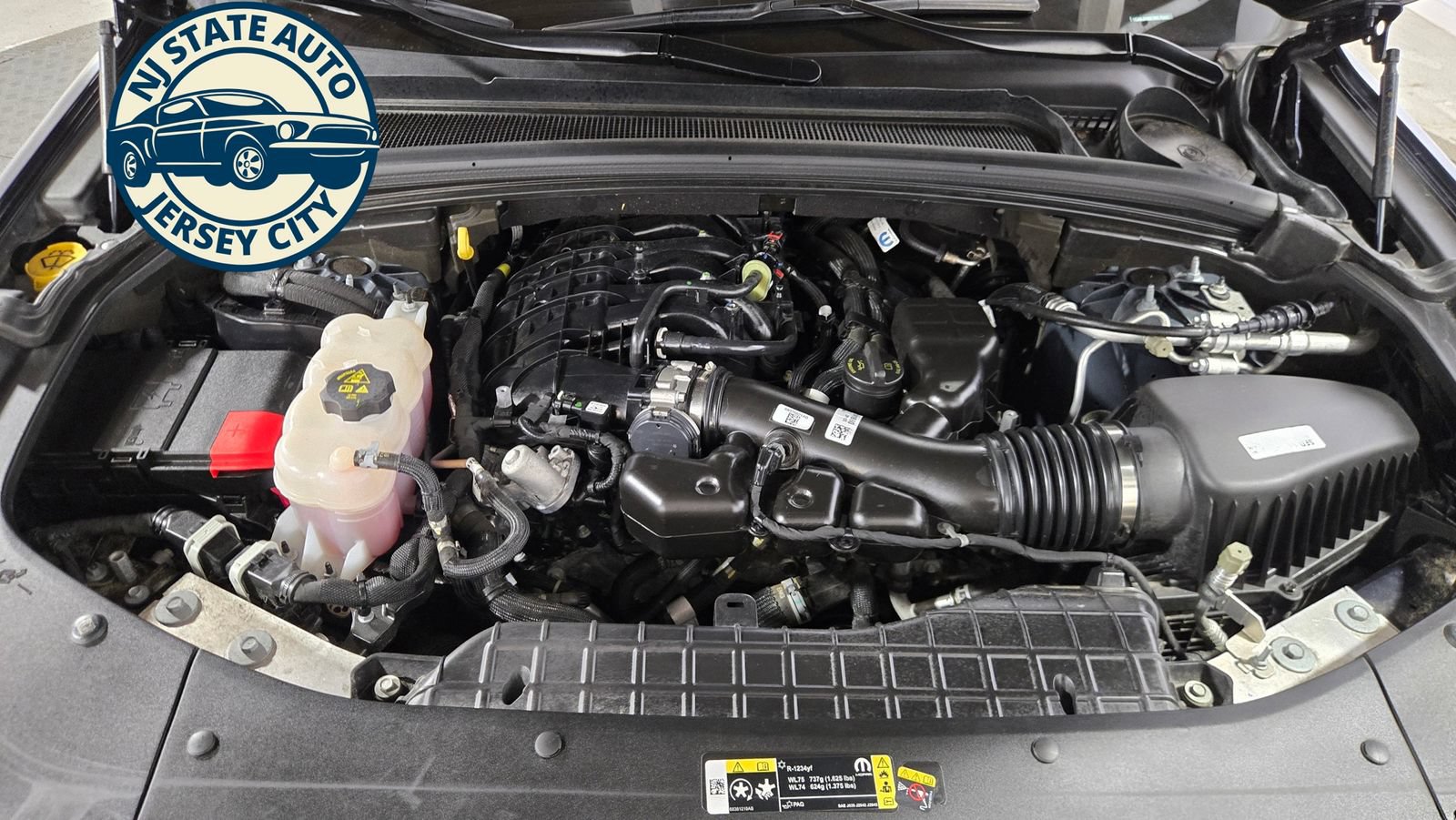 Used 2024 Jeep Grand Cherokee Limited AWD/4WD image 42