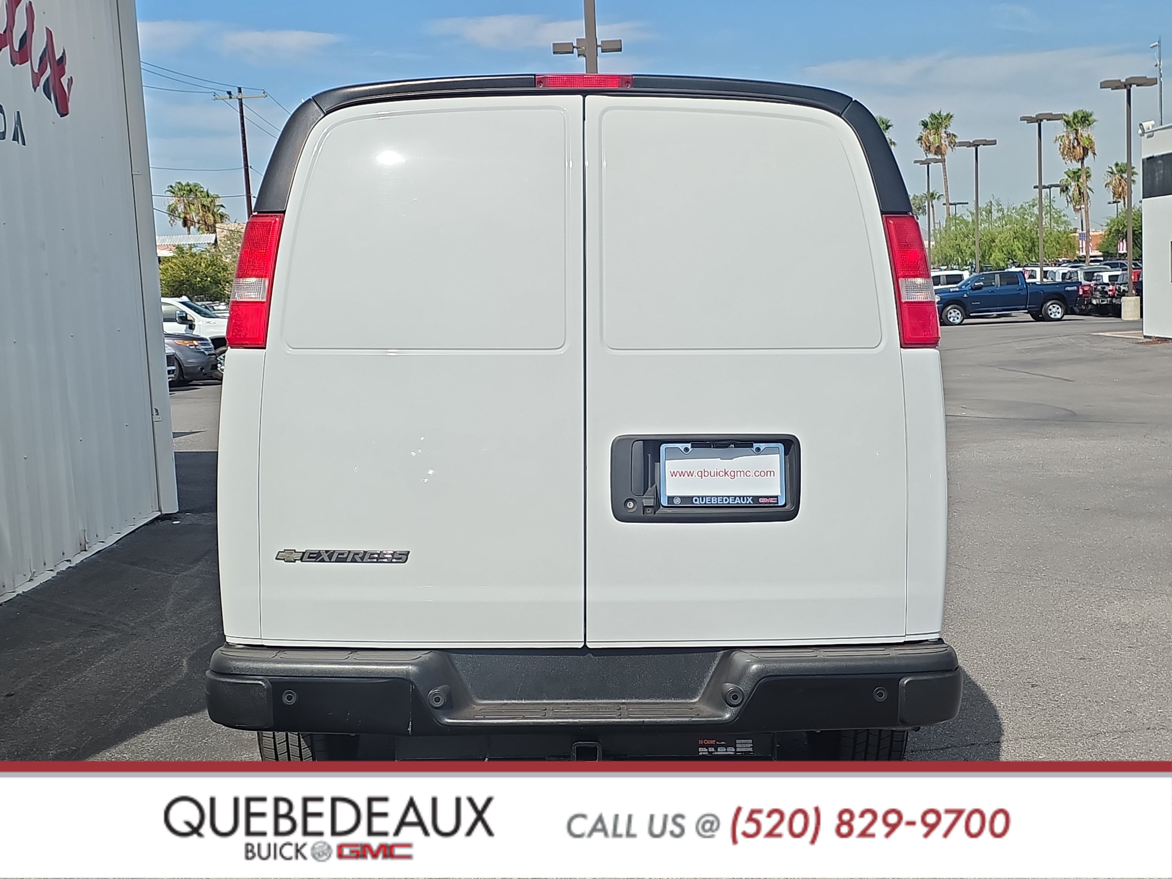 Used 2021 Chevrolet Express 2500 w/ Driver Convenience Package RWD image 6