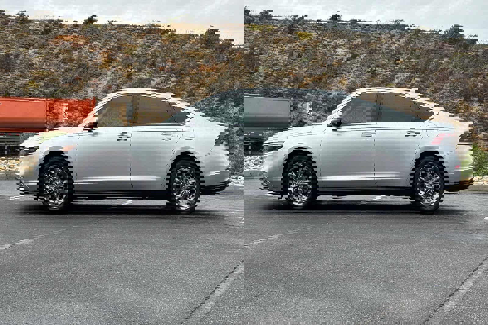 Used 2024 Honda Accord EX image 9