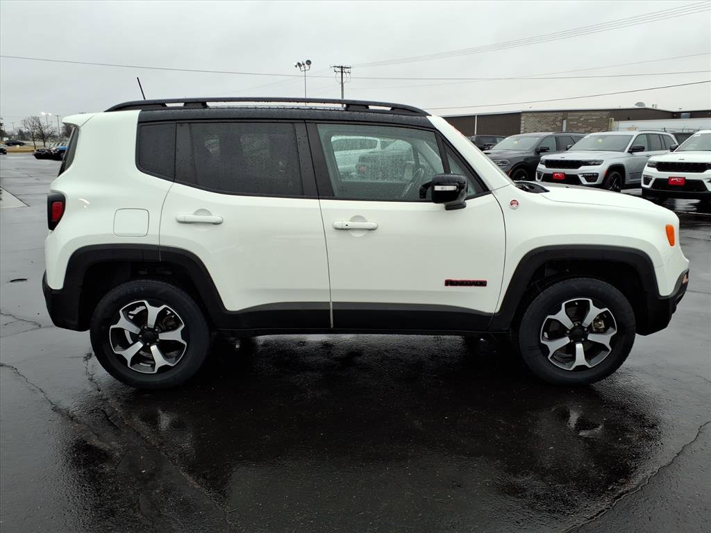 Used 2022 Jeep Renegade Trailhawk w/ Trailer Tow Group image 2
