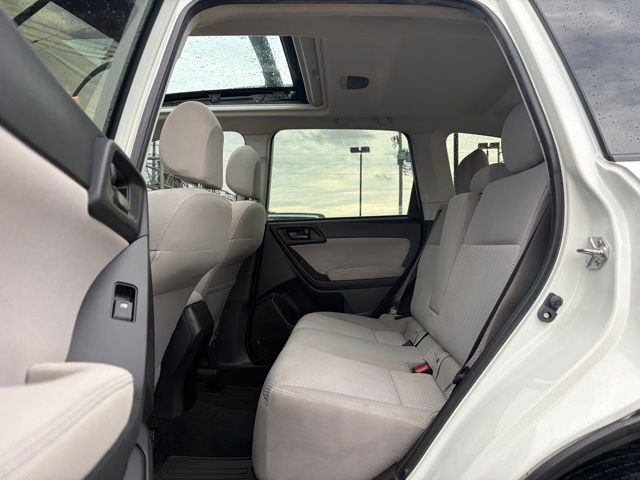 Used 2015 Subaru Forester 2.5i Premium w/ All-Weather Package image 10