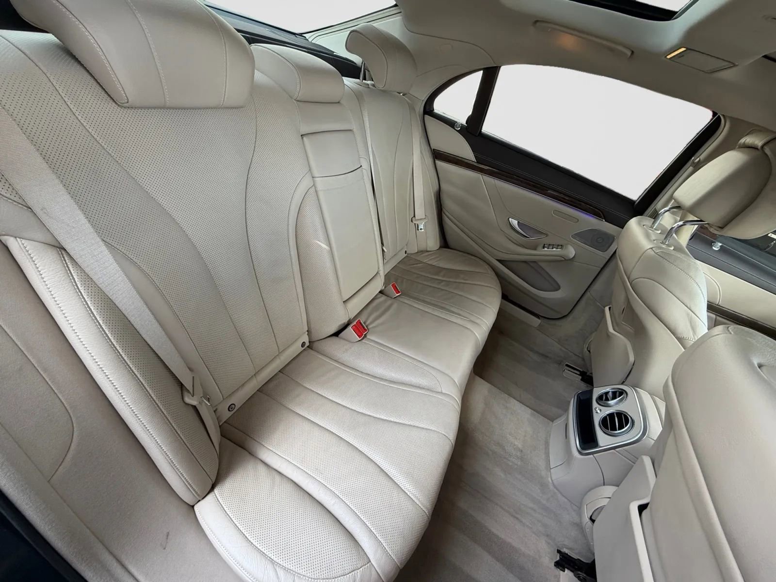 Used 2014 Mercedes-Benz S 550 Sedan image 16