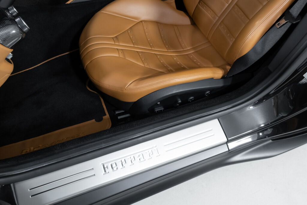 Used 2020 Ferrari 812 Superfast image 30