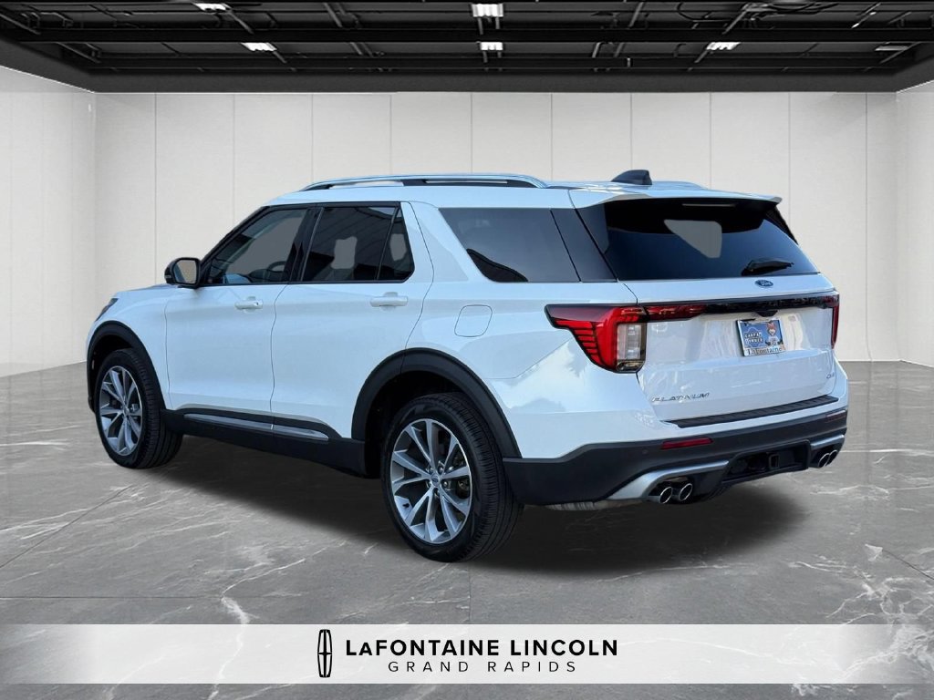 Used 2025 Ford Explorer Platinum w/ Ultimate Package AWD/4WD image 3