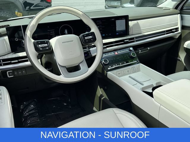Used 2025 Hyundai Santa Fe Calligraphy AWD/4WD image 2