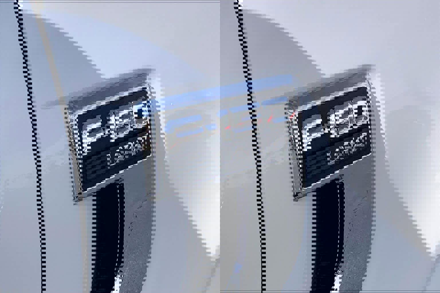 Used 2021 Ford F150 Lariat w/ Trailer Tow Package image 9