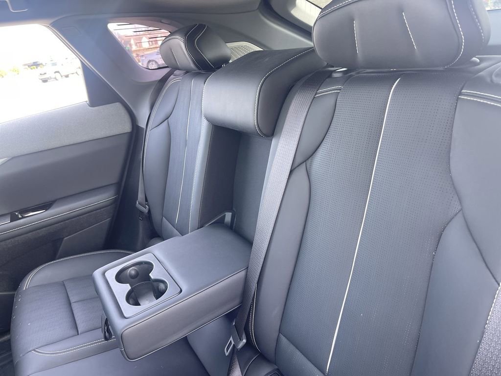 Certified 2025 Cadillac Optiq Luxury 2 w/ LPO, Floor Liner Package image 37